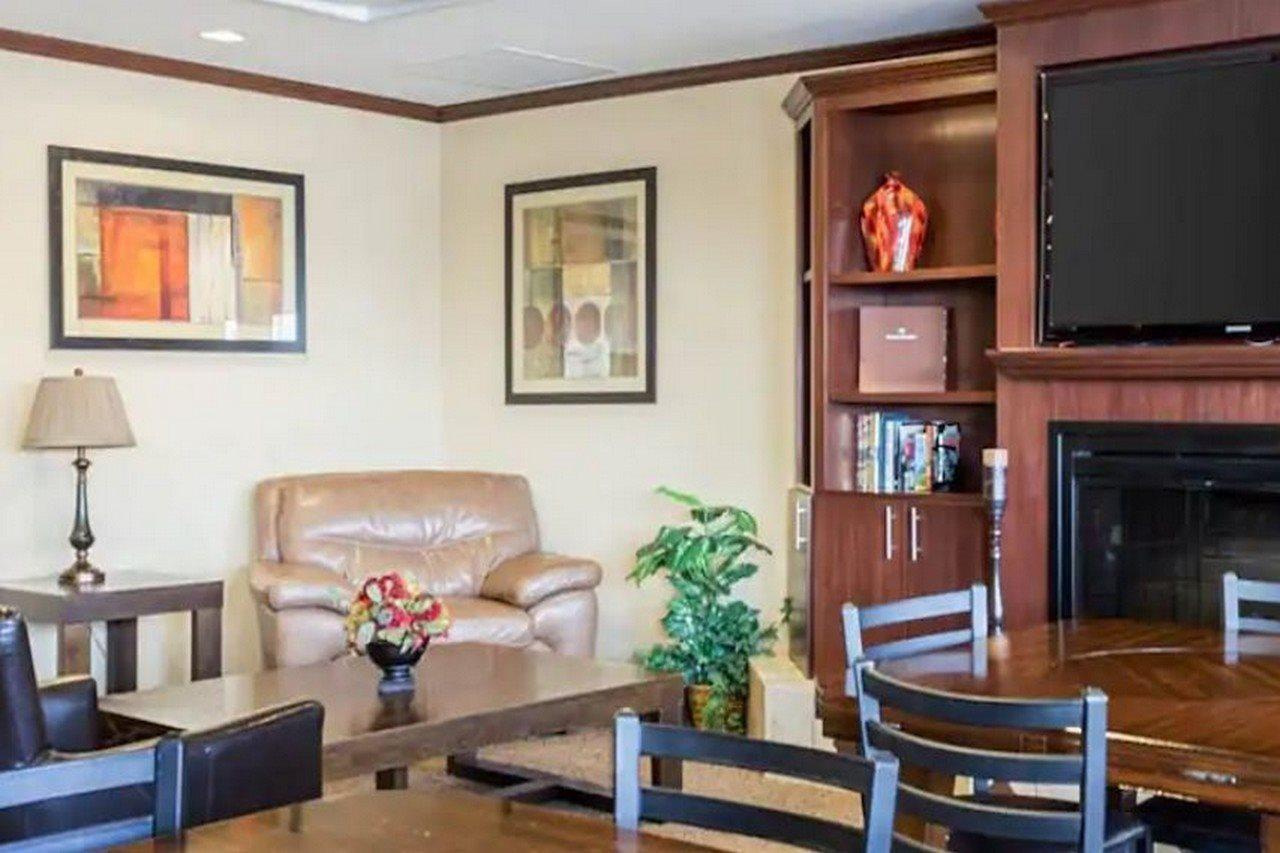 Mainstay Suites Minot Kültér fotó