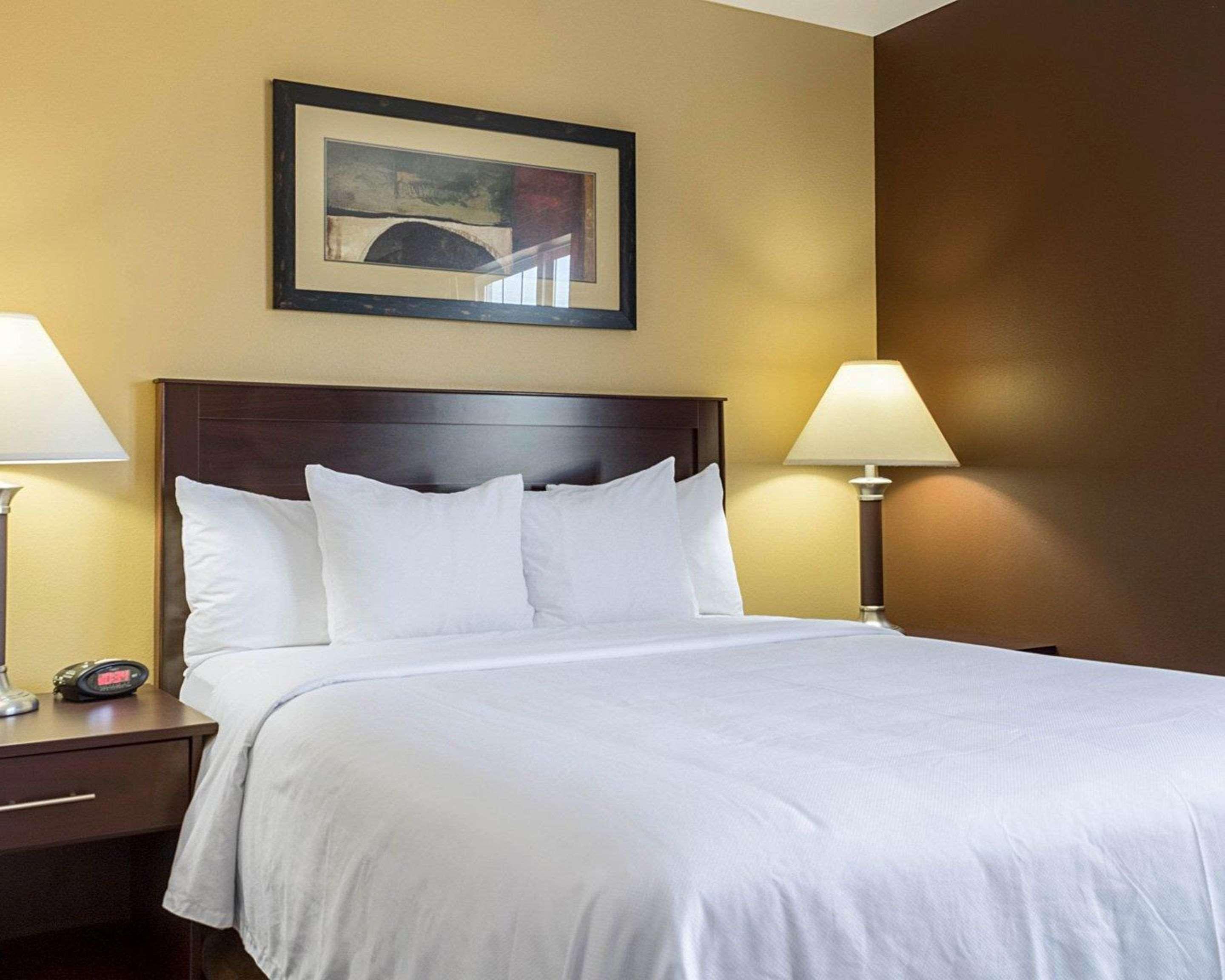 Mainstay Suites Minot Kültér fotó