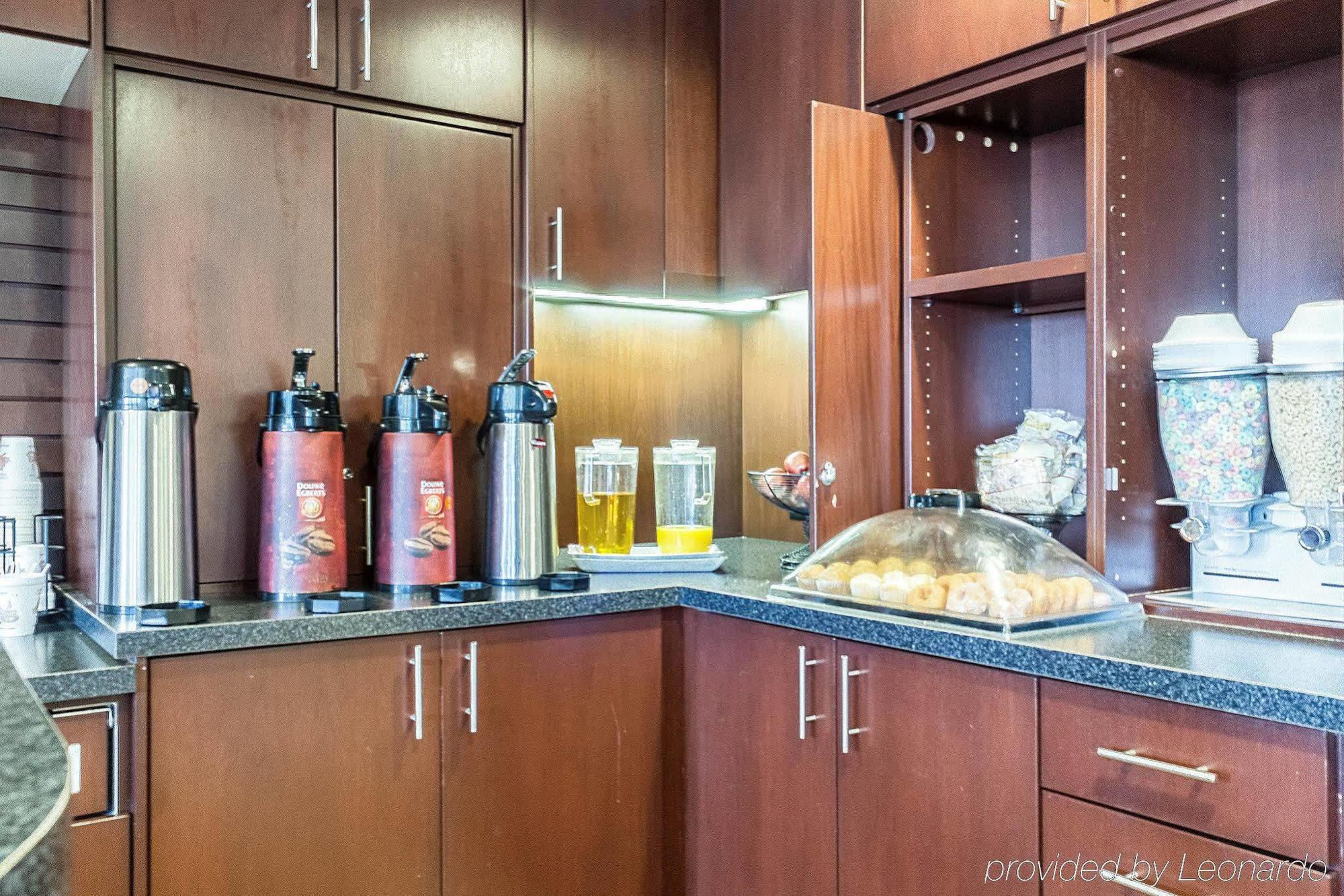 Mainstay Suites Minot Kültér fotó